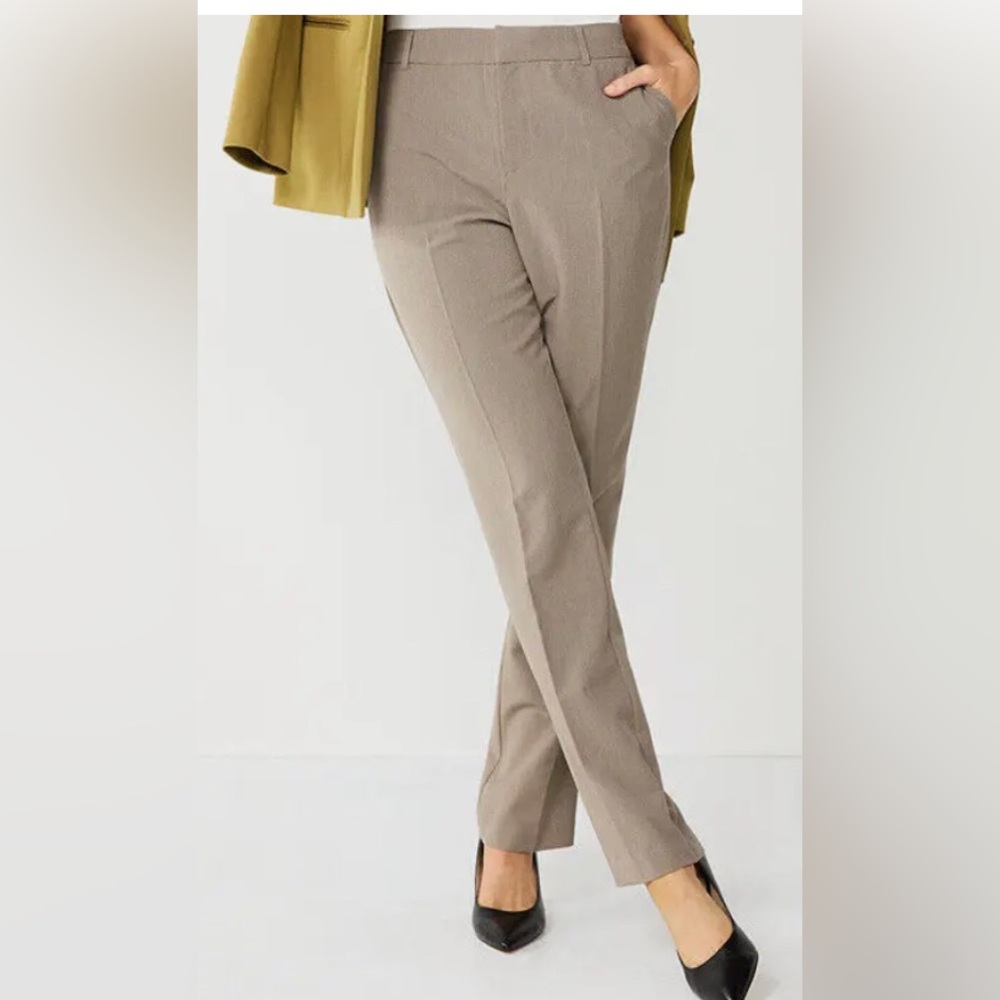 NEW Nine West‎ Barely Bootcut Mid-Rise Pants. Size 18